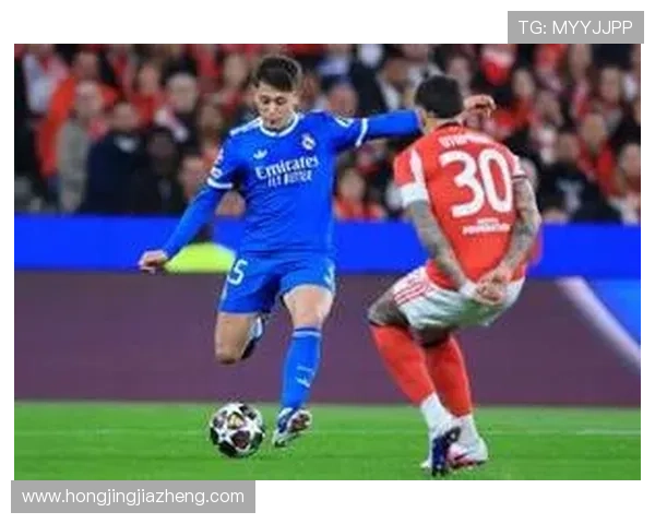 孔帕尼怒怼穆帅护维尼修斯事件 孔帕尼怒怼穆帅护维尼修斯事件